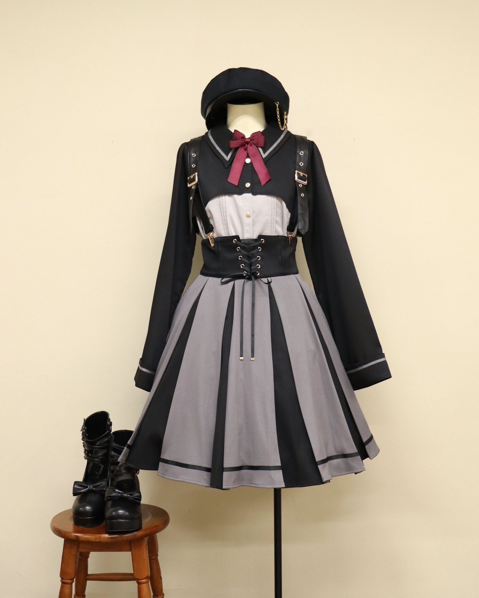 Amavel 宮燈街の飴売り子エプロンスカート 限定カラー ブラック ♢宮燈街の飴売り子シリーズ♢ | Amavel BLOG