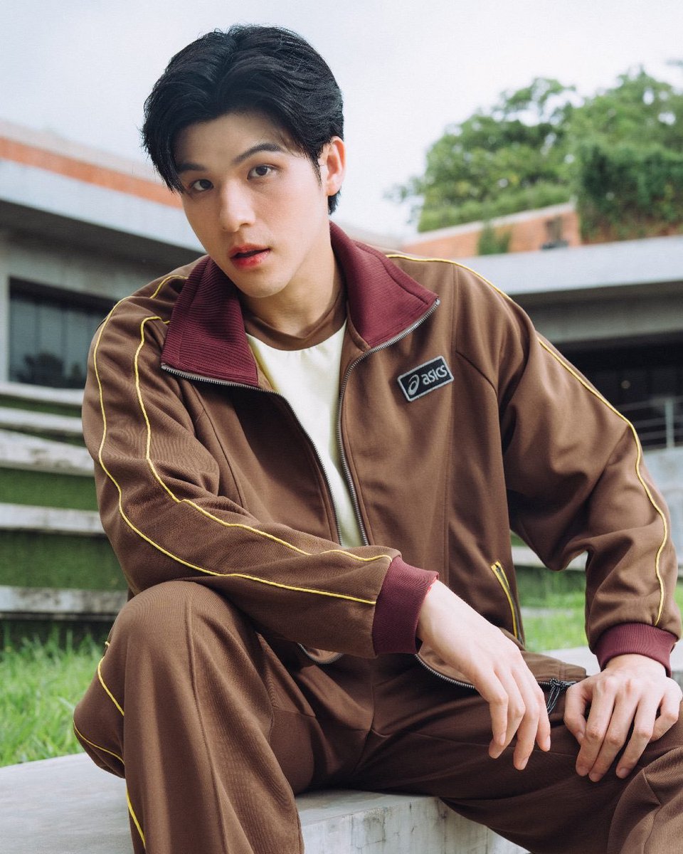 sxxnxxi's tweet image. ครูพละที่ไม่รับจ๊อบพิเศษในสวนสัตว์

#ASICSSPORTSTYLETH 
#SoundMindSoundBody 
#skywongravee