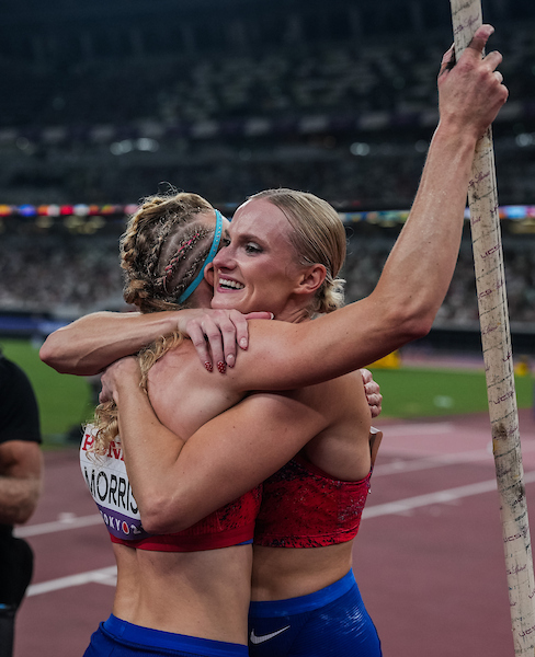 RunBlogRun's tweet photo. Women’s pole vault , by Stuart Weir, https://t.co/kvxHidsGs9 , photo by World Athletics ,
#KatieMoon, #SandiMorris, #TinaSutej, #USA, #Slovenia, #polevault, #Tokyo2025, #StuartWeir, @stuartweir, @ktnago13, @sandicheekspv, , https://t.co/6FZVprCE0d