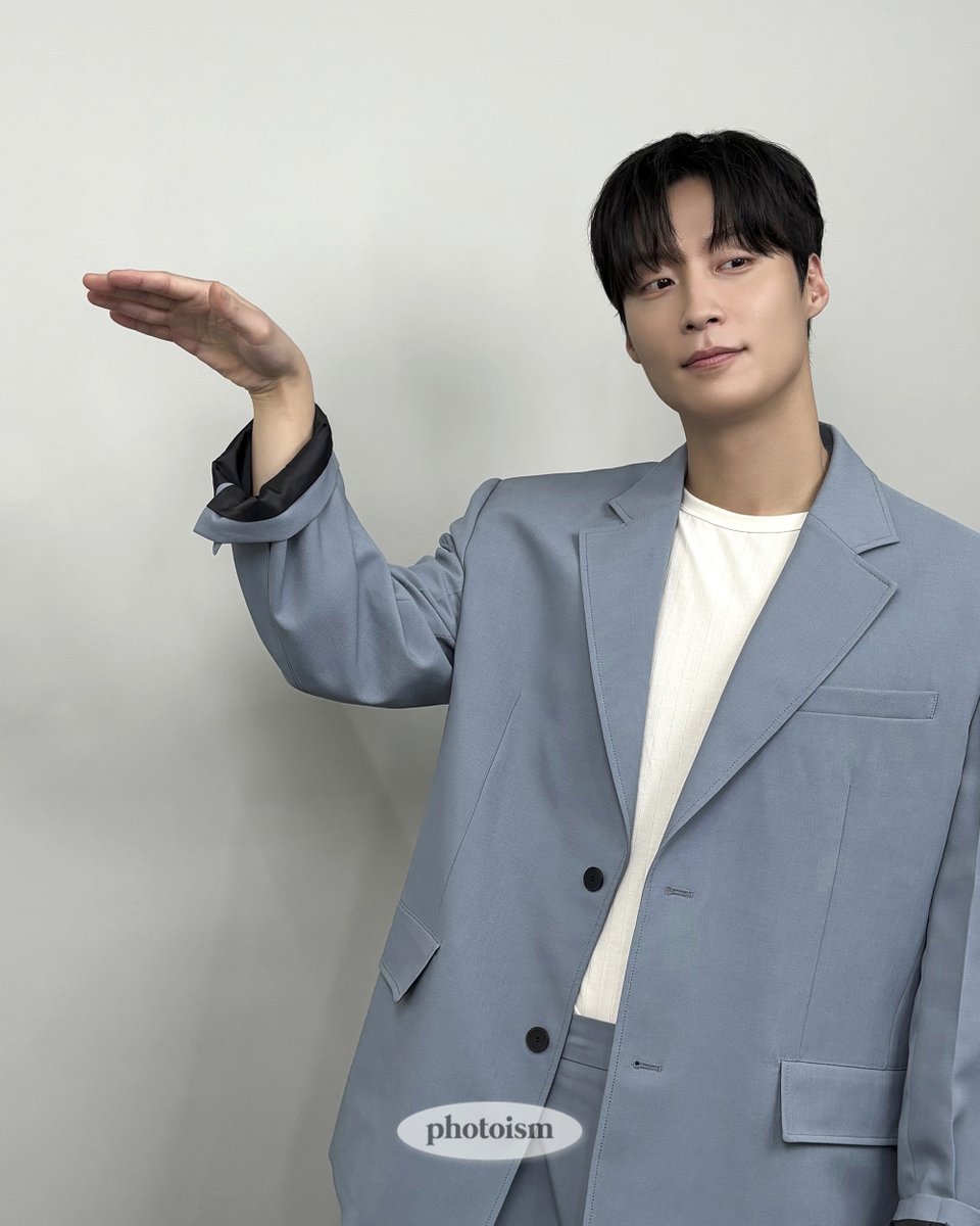 PHOTOISM X HEO NAM JUN

허남준 배우 비하인드 선물 도착 🎁

혈당 스파이크 주의 💥

달콤이 오빠의 스윗 🍬 비쥬얼
당도 609%로 준비해드렸습니다 🙏

ʕ ̳• · • ̳ʔ
/づ  づ 🥤

#포토이즘 #허남준

ONLY IN PHOTOISM