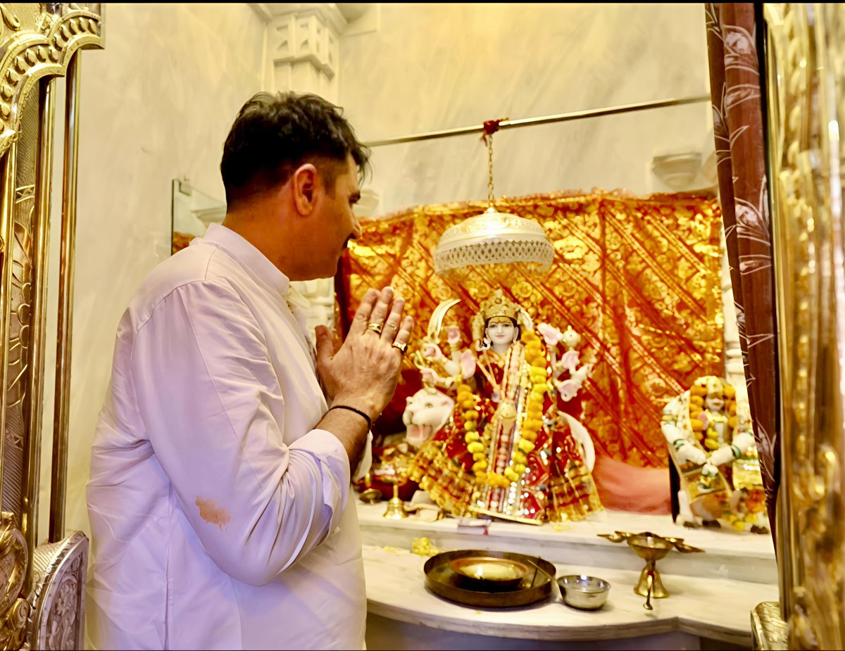 ChaudhryShankar's tweet image. आदिशक्ति की आराधना के पावन पर्व “नवरात्रि” की आप सभी को हार्दिक शुभकामनाएं। जय अंबे 🙏