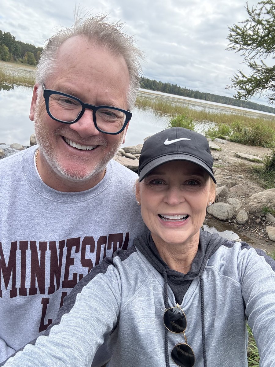 605Hanson's tweet image. Had a great experience in Bemidji, Minnesota this past weekend. The community and the people there are simply some of the best. Enjoyed a football game, seeing friends, and waking up early to hit the Headwaters of the Mississippi River. #BSU #BSUFoundation #SparklingWaters