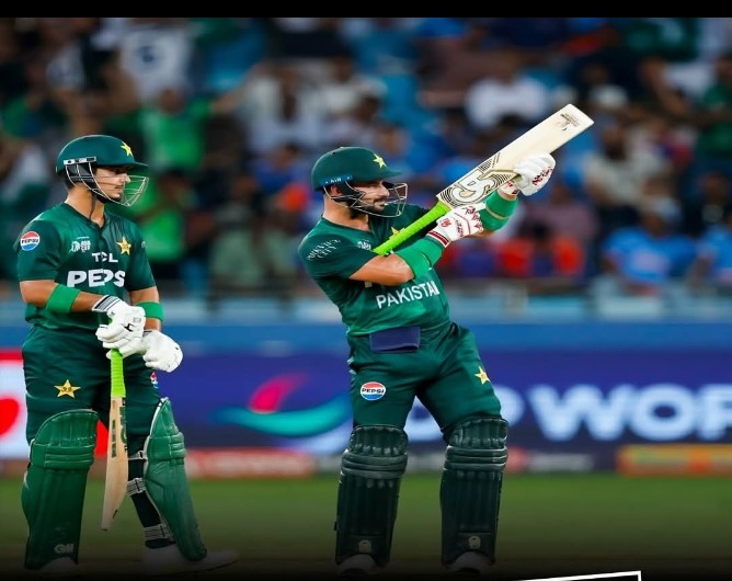 इनका राष्ट्रीय खेल तो ये है, किक्रेट तो ये लोग जलील होने के लिए खेलते हैं। #INDvPAK
#INDvsPAK
#पाकिस्तान #PakistanCricket