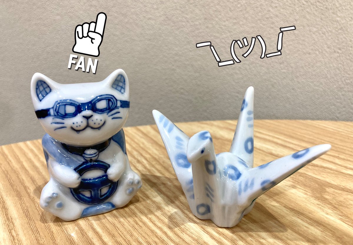 SetoSometsuke's tweet photo. 先生「見��焼けたわね。助手ちゃんのオンオフの差が激しいわね…」

助手「見てください！このゴーグルはAKIRAの金田っぽく！シートも金田のバイクのステッカーを散りばめて！成田山ってちゃんと書いたんですよ！大友克洋先生ぇぇっ！ﾊｱﾊｱ…で、燃え尽きて最後にツルをぱぱっとやっつけました」 https://t.co/EGlJxFglfG