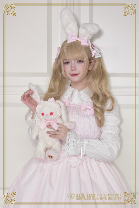 BABY入荷情報】うさみみファーカチューシャ¥8,800が入荷致しました