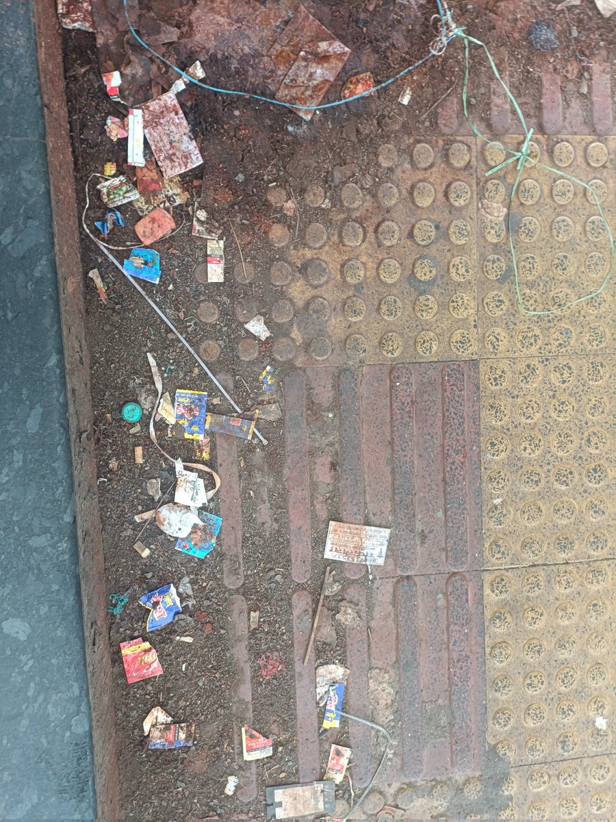 Vadala skywalk from Antop Hill bmc to vadal station is disgusting, dirty, and unhealthy for humans. A great route for people but so terrible maintenance. No cover for the monsoons near the station. Sad, sorry state when  mumbaikars pay taxes. <a href="/mybmc/">माझी Mumbai, आपली BMC</a> <a href="/Dev_Fadnavis/">Devendra Fadnavis</a> <a href="/Shivsenaofc/">Shivsena - शिवसेना</a>