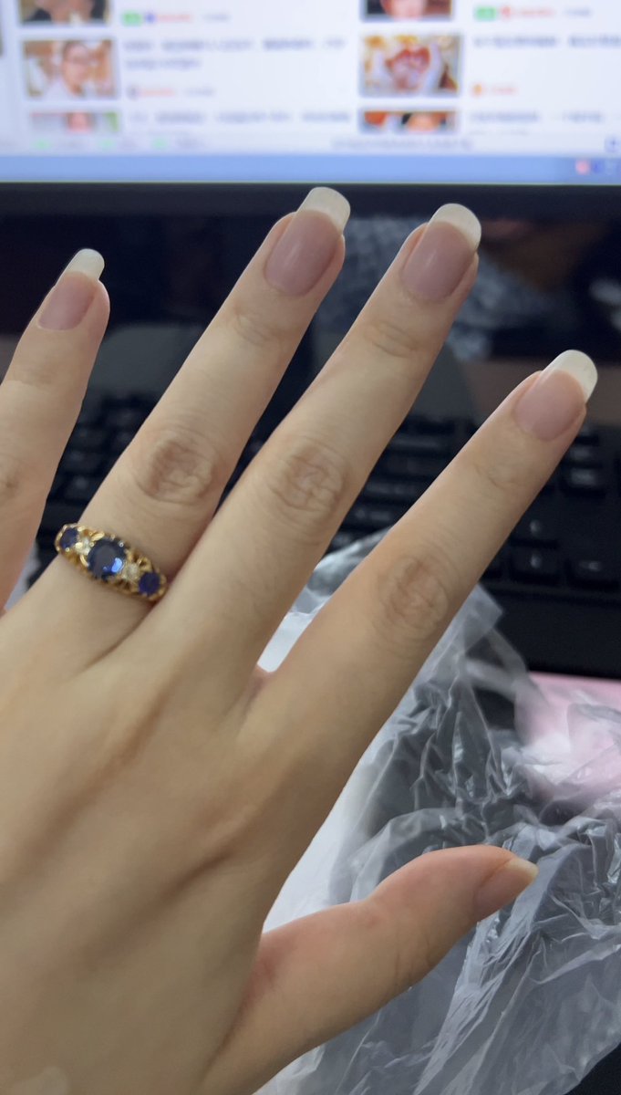 Vanyarlady's tweet photo. @witlegit Antique Victorian Ring, perhaps… https://t.co/M4oHXbP3RQ