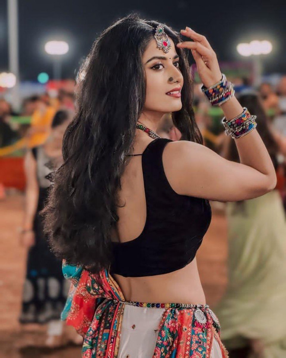 I know garba is part of our festive season, but in the heat of the moment, I lost control and did what I’d been avoiding with Usman behind the pandal while everyone was busy in the dandiya dance🥵. 

So tell me, is it considered a sin😏 or just a moment of irresistible passion🥲?