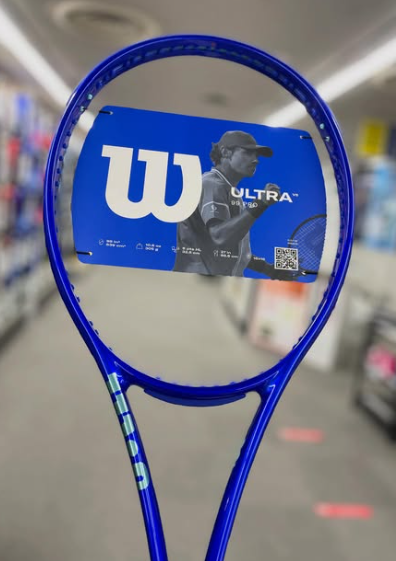 Wilson ULTRA PRO V5 発売中✨ 世界で活躍する アレックス・デミノー