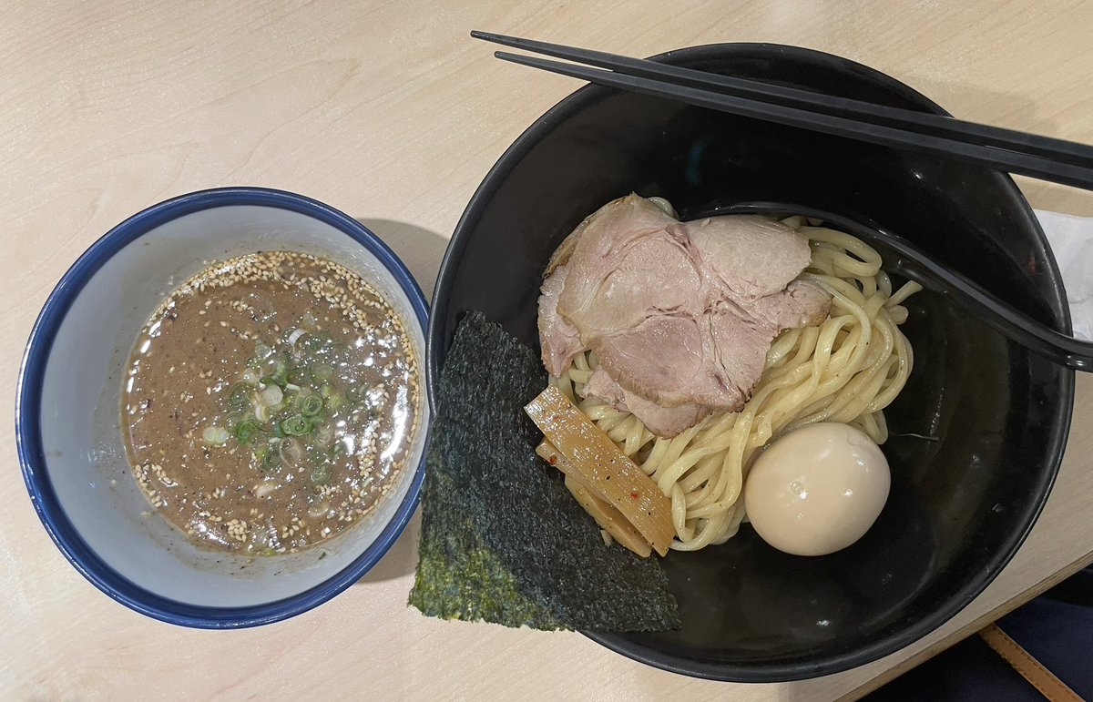 HelenChiu13's tweet photo. Tsukemen is delicious https://t.co/ClEnrTvRLL