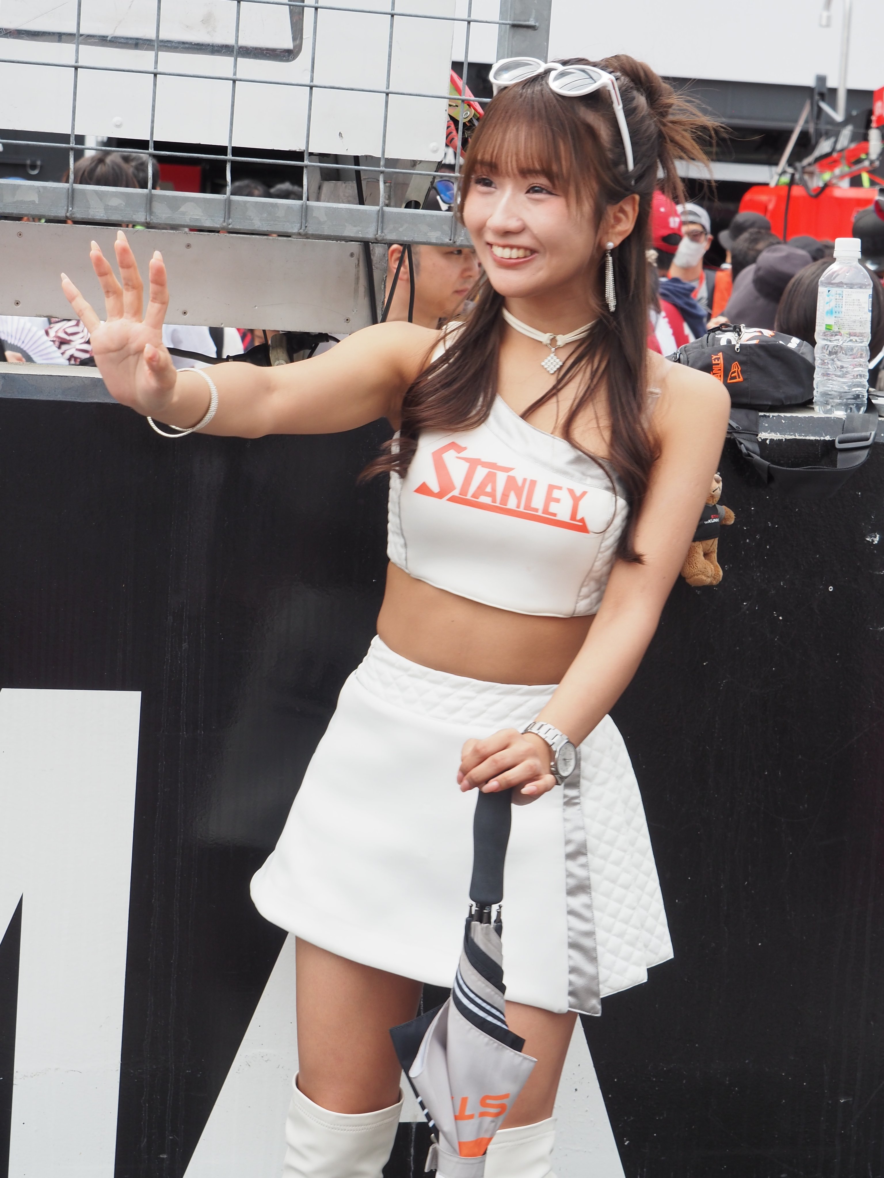 森脇梨々夏　アクリルスタンド　② 森脇梨々夏 サイン入りアクスタ - メルカリ