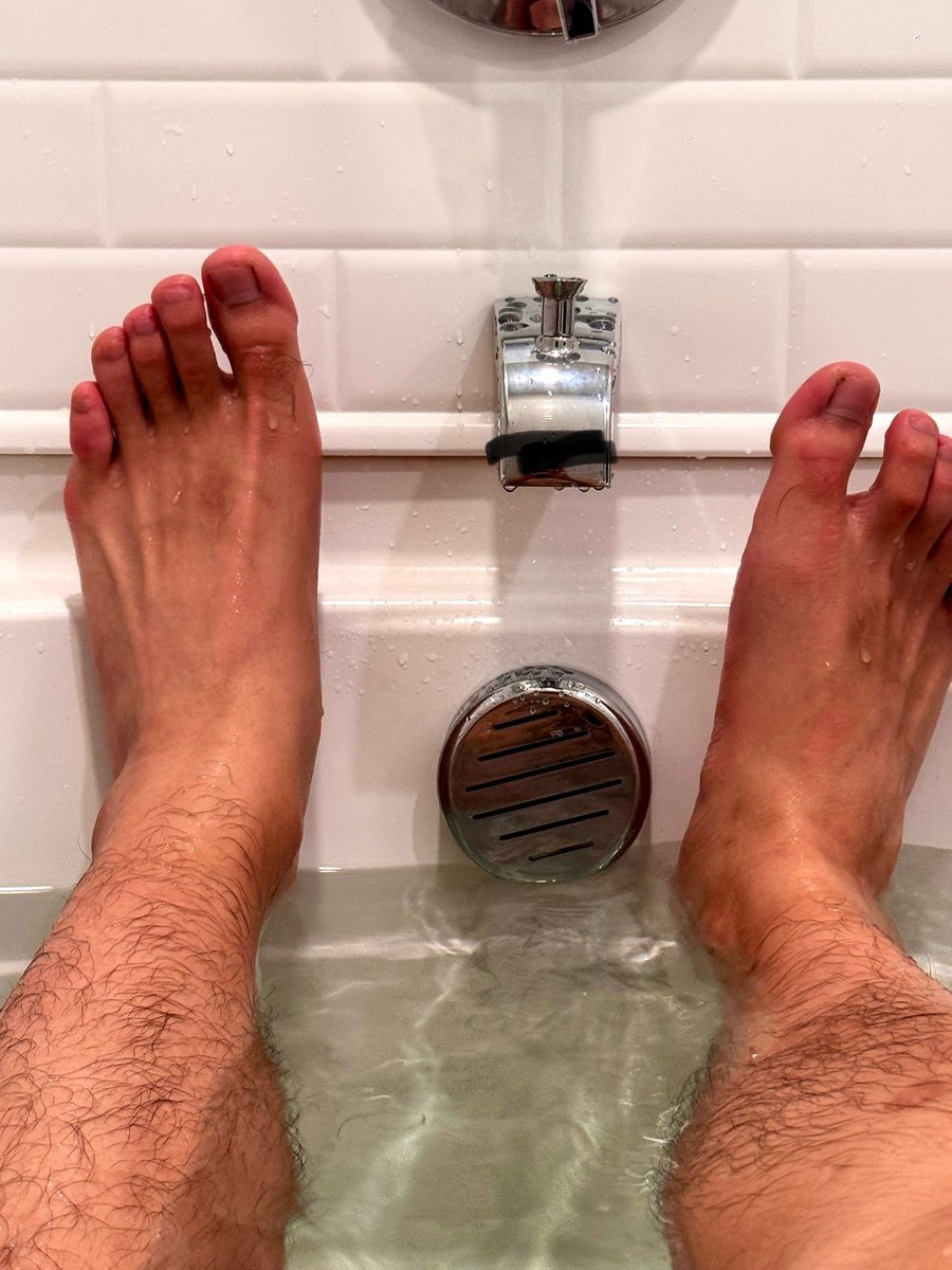 這周本來和同事約好的🏀也鴿了
忙到周日晚上才有時間泡澡
下周又要launch一個新項目