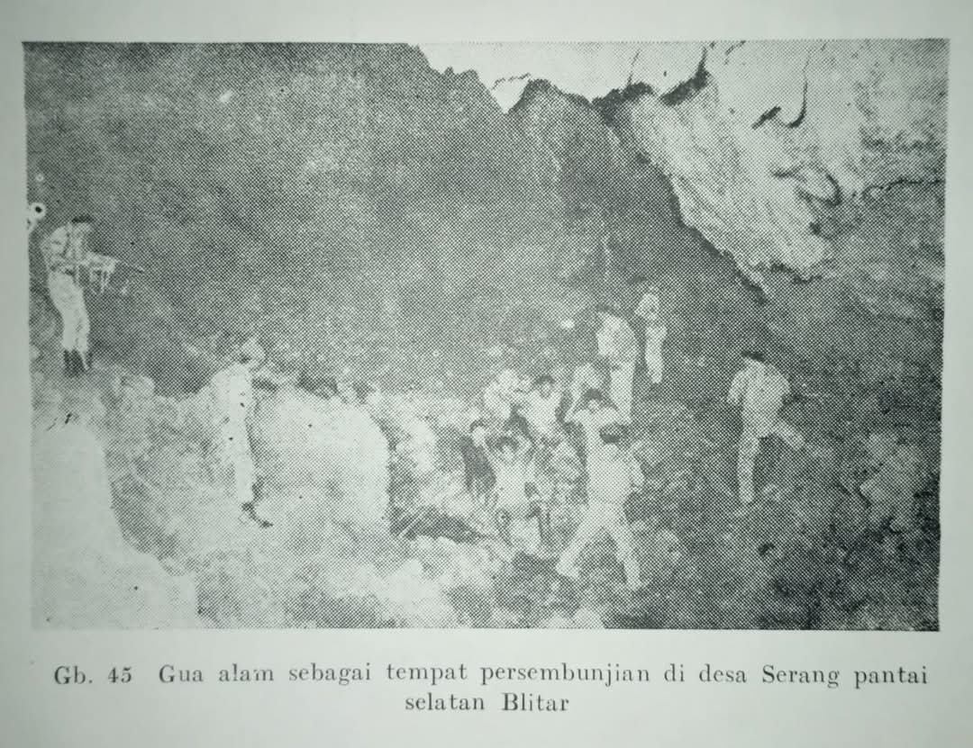 RUBA ALA VIETKONG DI BLITAR SELATAN
Rumah Bawah Tanah yang digunakan Gerilya PKI berhasil diungkap dalam Operasi Trisula 1968 di Blitar Selatan.
SEMDAM VIII BRW