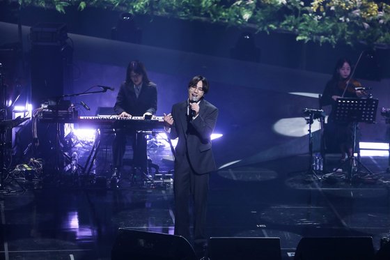 [기사📋]
이석훈, 미발매곡 깜짝 무대…3년만 소극장 콘서트 성황
(출처: JTBC)

▶️ naver.me/xS1qF7zb

#이석훈 #LEESEOKHOON #SG워너비 #SGWANNABE #소극장콘서트 #쓰임새로쓰임