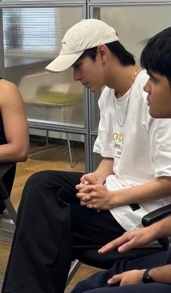 I SEE WHAT YOU DID THERE, KENTIN 😭😭😭😭 HAHAHAHAHAHAHAHAHHAHAHAHAHAHAH tell them!!!!