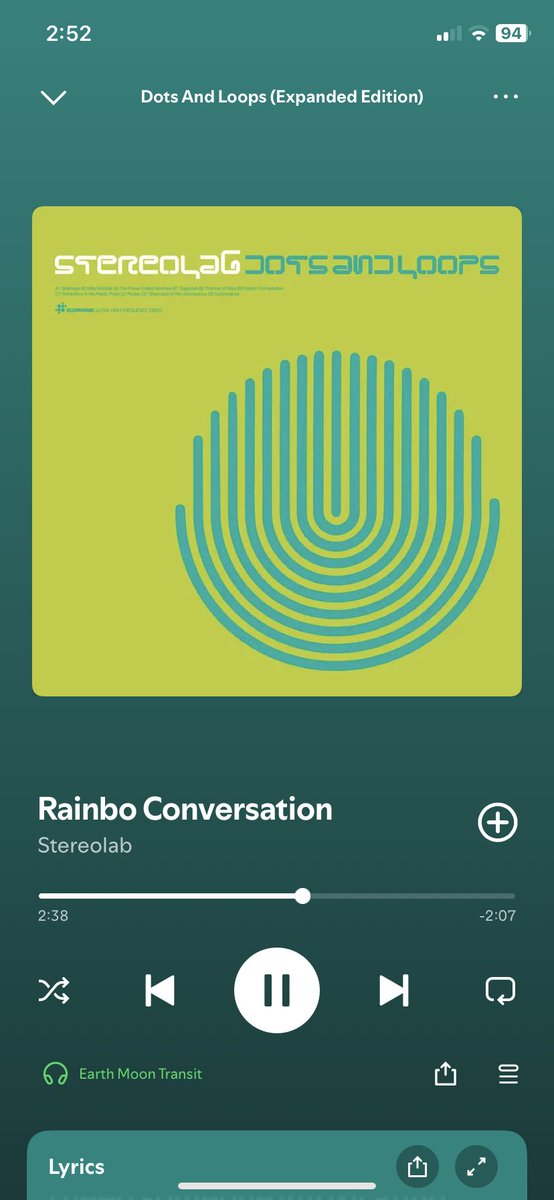 The acoustic guitar in this song makes my brain tingle