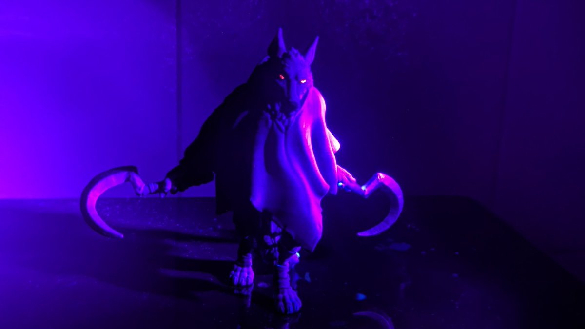 Розыгрыш. Если наберём под этим постом косарик лайков - разыграю своего волчару.  Условие - репост. Каждый репостнувший занесётся в книжечку, а там дальше крутанём рандомайзер. По времени неделька. Отправка сдэком. Не наберём косарь - ну значит не судьба.