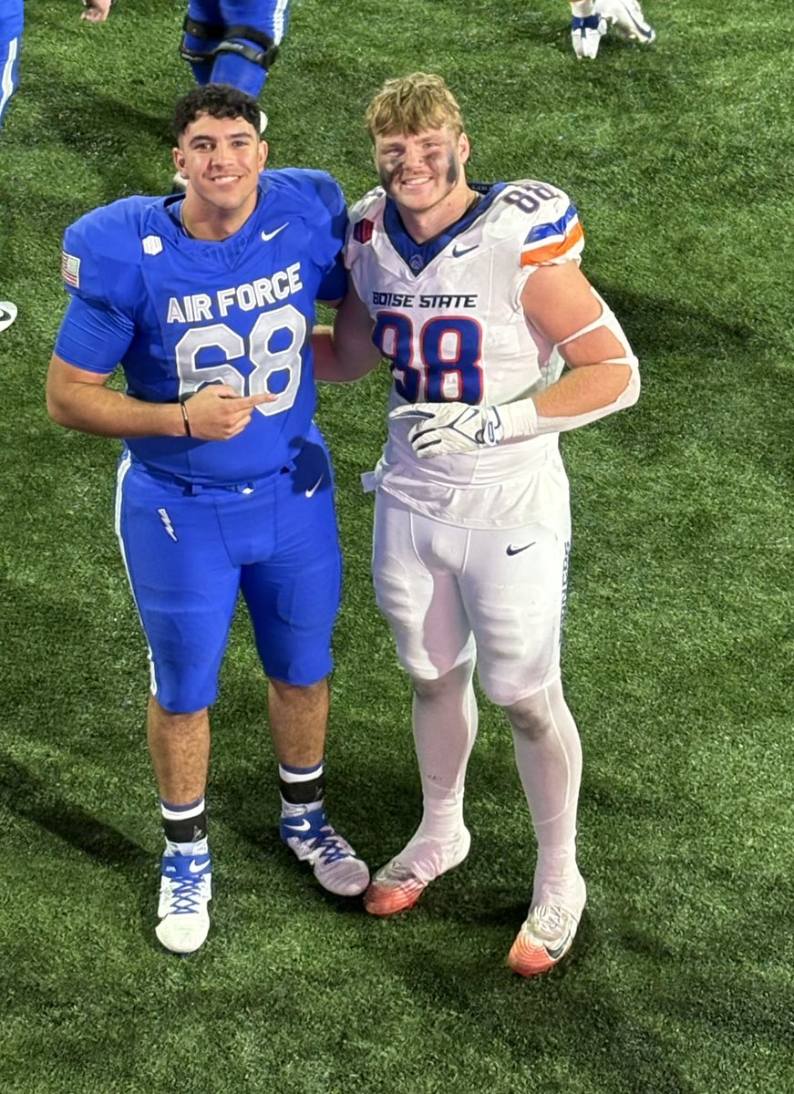 TexasSunshine25's tweet photo. @BenjaminRosa24  @JonahhBowman &amp;  @Matt_Wagner08  it was something special seeing you all together again last night. From high school teammates to college rivals, but always #LEO Proud of you guys and the journey you’re on @coachmarkwilk @RockHill_FB @CoachMac_77 @PISD_Athletics https://t.co/tkQz1TMZN9