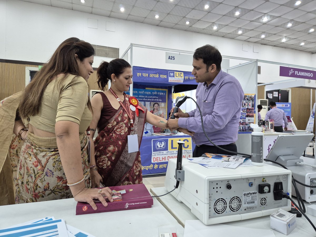 🌟 Thrilled to be part of the 3rd IAP Women’s Cell National Conference! Showcased our advanced rehab solutions, including #QMR &amp; #ShockwaveTherapy for chronic pain relief, mobility &amp; recovery. Together, redefining #Physiotherapy &amp; patient care! ✨

#RehabTech #IAP2025 #Aerobe