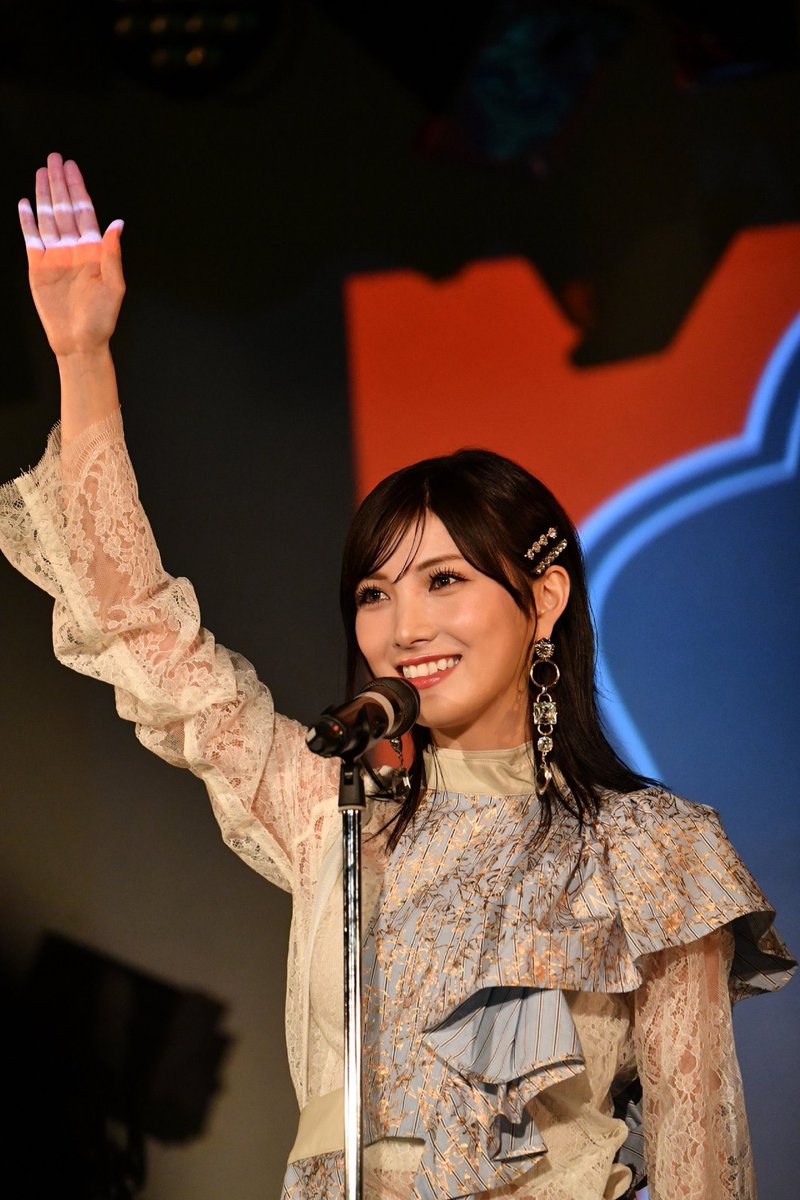 okadanana_1107's tweet photo. 明日開催の #岡田奈々ファンミ2025
in SHIBUYA PLEASURE PLEASURE
1部 開場13:30 開演 14:00
トーク・企画・歌
2部 開場16:30 開演 17:00  
プレゼントお渡し会

当日券もあるので
急遽参戦もお待ちしてます🫡❤️‍🔥 https://t.co/HL53NHKQq1