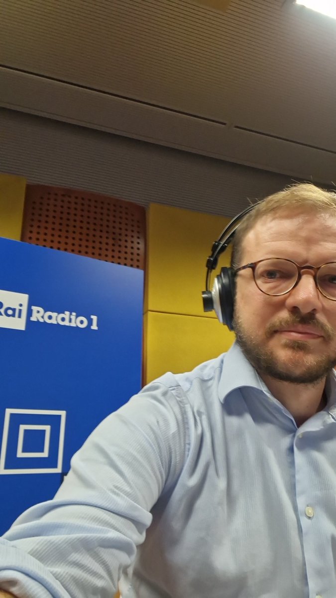 Davide Lessi tweet media