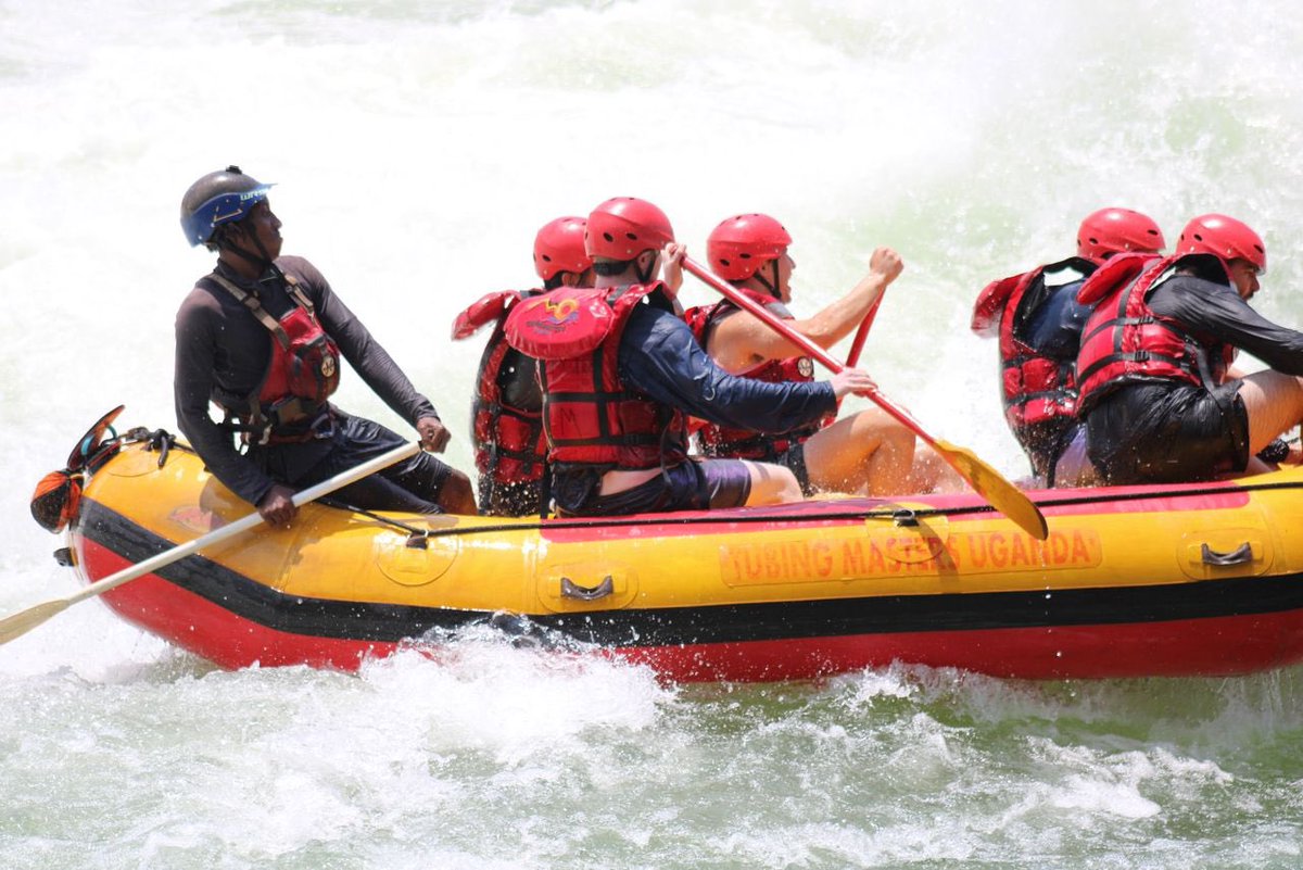 tmurafting's tweet photo. The only Monday meeting we want to be in is with a paddle in hand. #NoMoreMeetings #AdventureIsCalling #ExploreUganda https://t.co/VmQTsJBbCv