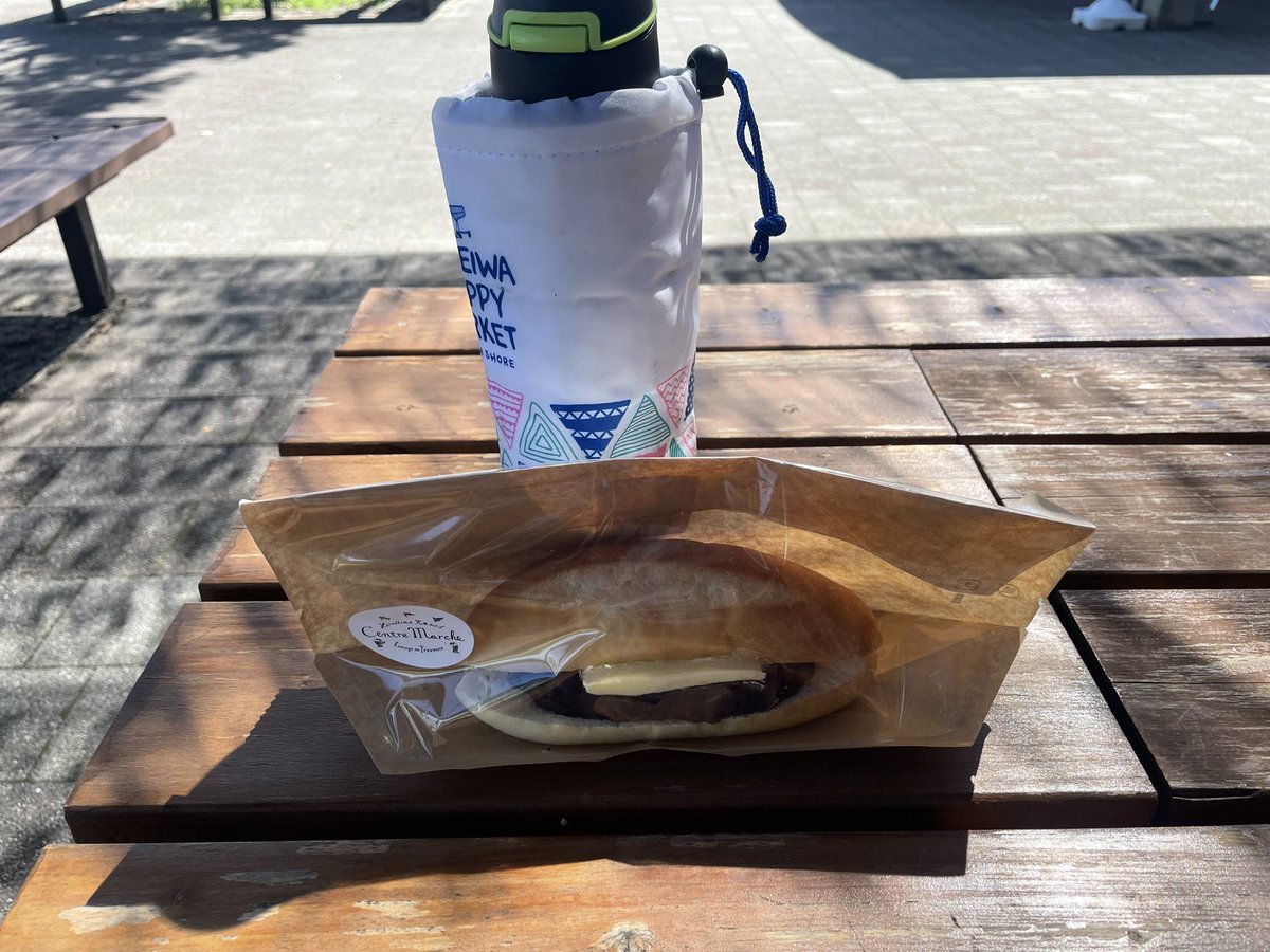 ずっと行きたかった所へようやく行けました🚴‍♂️
牧場のジェラート、道の駅のあんバターパンも美味しかったし、久々の100km超えでした⤴️初めて行くとこはより楽しいですね🎵
#ロードバイク　#スコットアディクト20 #カーボンロードバイク　#福富みちの駅 #湖畔の里福富