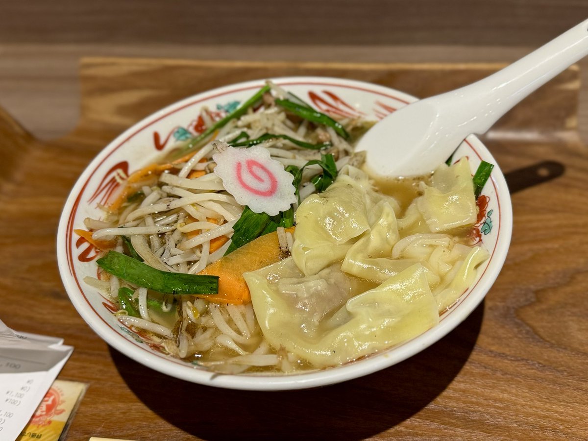 昼飯はワンタンもやしそば
ドームシティはPerfume一色！