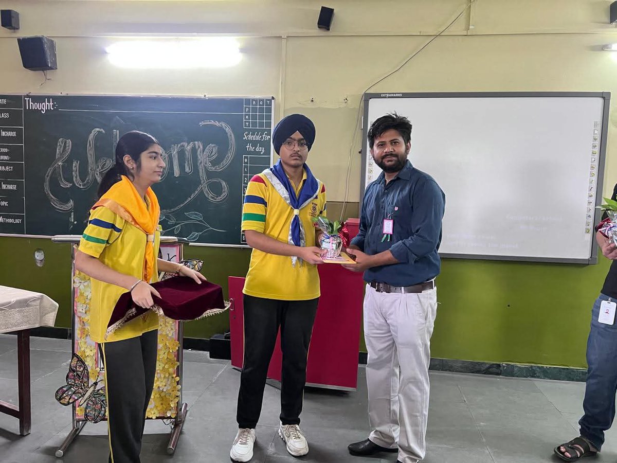 bindra_ashish's tweet image. Just wrapped up a super fun session at Ryan School 🎉
We dived into HTML, CSS & JavaScript 💻✨
Loved how the students turned ideas into cool web pages 🚀🔥
Future coders in the making! 💡👩💻👨💻
#CodingIsFun #RyanSchool #WebDev
