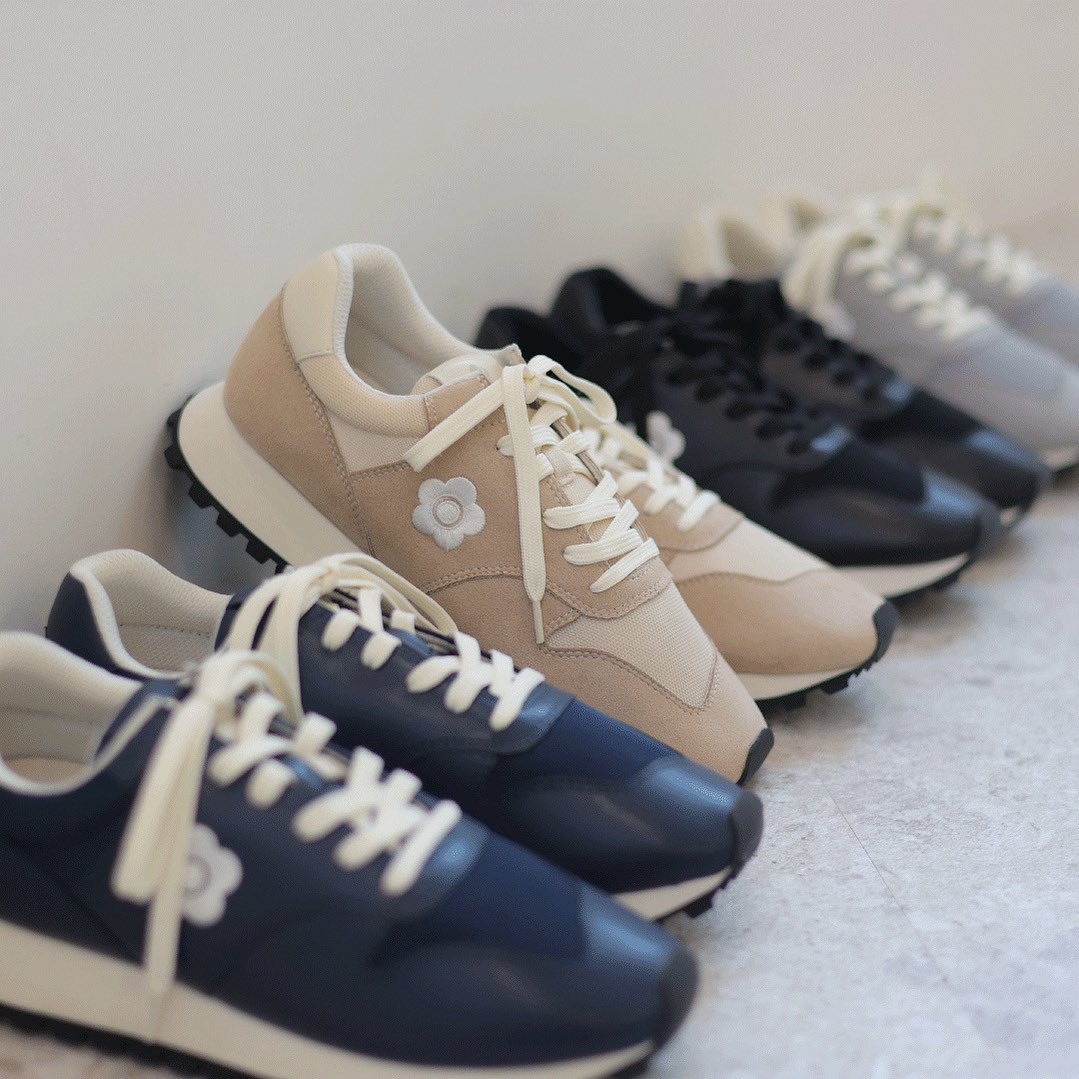 MARY QUANT グレー スニーカー マリークワント MARY QUANT デイジーエンブロコンビ スニーカー