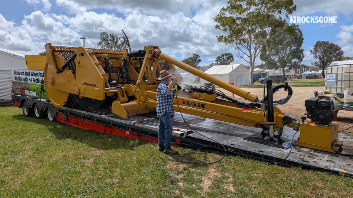 🚜✨ Henty Machinery Field Days kicks off at 8am tomorrow!
The team have been hard at work getting the H4 Reefinator looking its best. 💪 Come see us at Site 279-280 - grab your tickets online and we’ll see you there! 🙌

#HentyFieldDays #HMFD2025 #H4Reefinator #FarmMachinery
