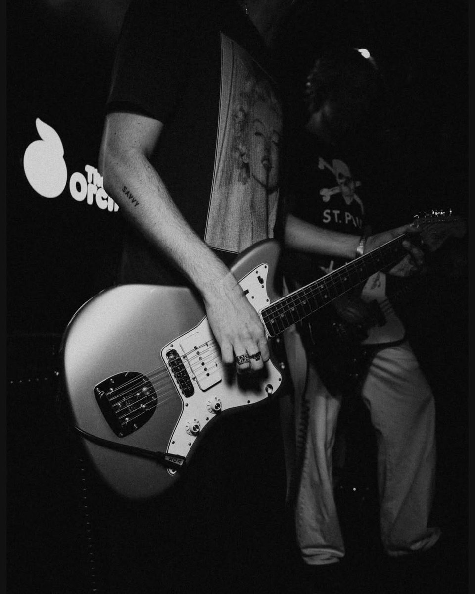 VILLANELLE tweet media