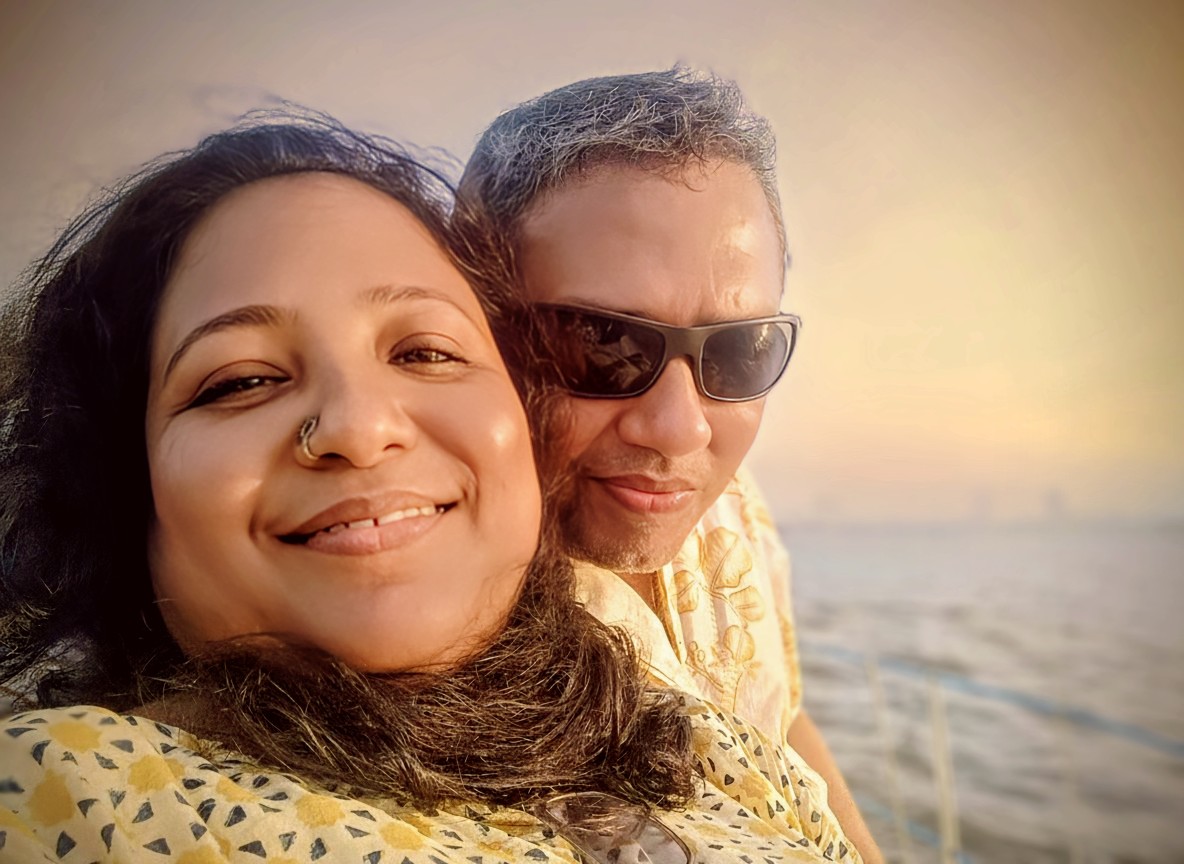 arinpaul's tweet photo. बस यूँ ही (Just Like That).. 😊
हम तुम, बीच समुंदर (We @Mid-Sea).. 😊
#LastYear #We #together #togetherness #life #lifeandtime #lifeandtimes #LifeStories #ColoursOfLife #Journey #JourneyOfLife #ArinPaul #AnanyaArinPaul #Mumbai https://t.co/H2DyOPtKDA