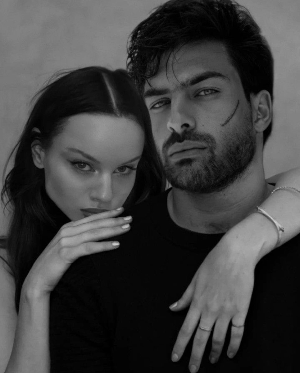 “Sen yemin bozansın, Nurşan İs.”

“Sen kazanamayacağımı bilsem bile uğruna savaşmaya, hatta o savaşta başta gururum olmak üzere, tüm varlığımı kaybetmeye değersin.”
#isserisi #ikizalev