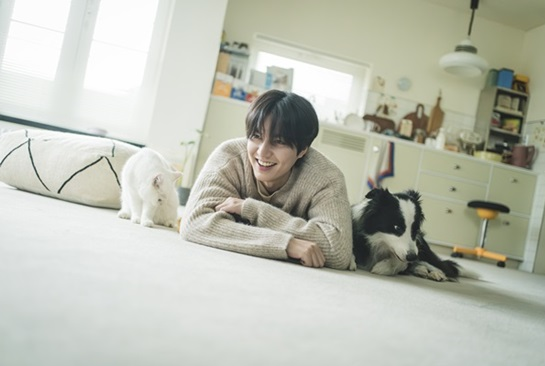 akichoiyoung's tweet image. #LeeMinho x #PROMIZ launches pet life-respecting campaign
#MyPetDoctor will be running a donation campaign called "WITH CARE, GIVE LIFE" to respect the lives of abandoned animals together with actor LeeMinho and donation platform PROMIZ.
➡m.hemophilia.co.kr/news/articleVi…
#이민호