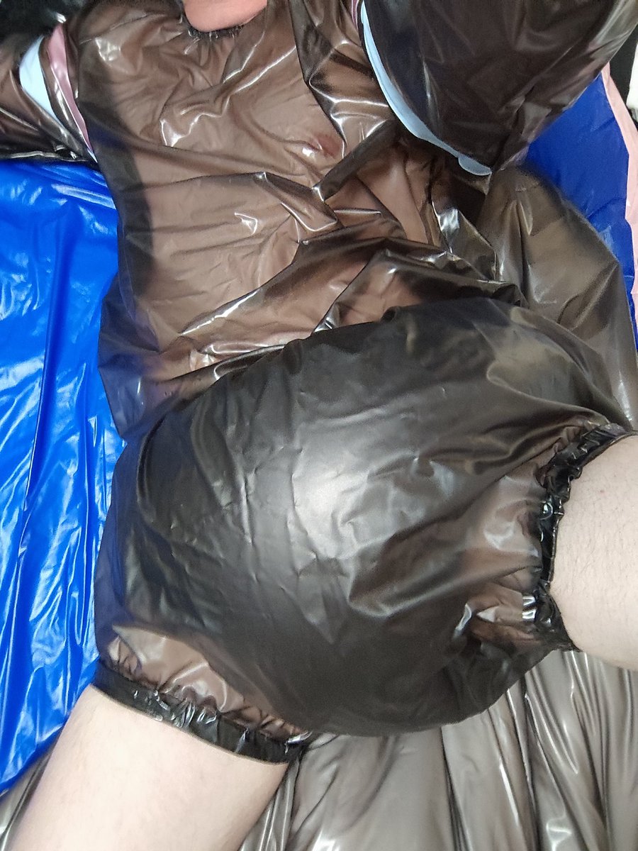 Shinyplasticboy tweet media