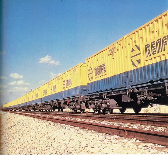 Imagen publicitaria del TECO en los años 80.-
 Foto : G.I.R.E.