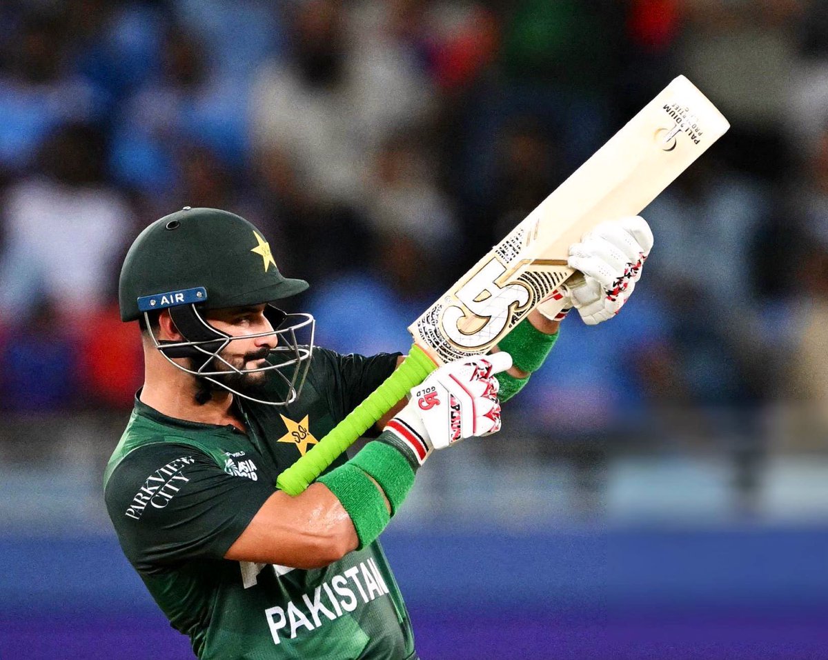 ये सऊदी अरब के साथ हुई डील की ताकत है....!!

वरना #पाकिस्तान की अकेले औकात नहीं थी, कि उसके खिलाड़ी मैदान पर ऐसे इशारे करे।

गांवों में एक कहावत है..."खूंटा के बल से बछरू नाचत हैं..!"
#Navratri2025