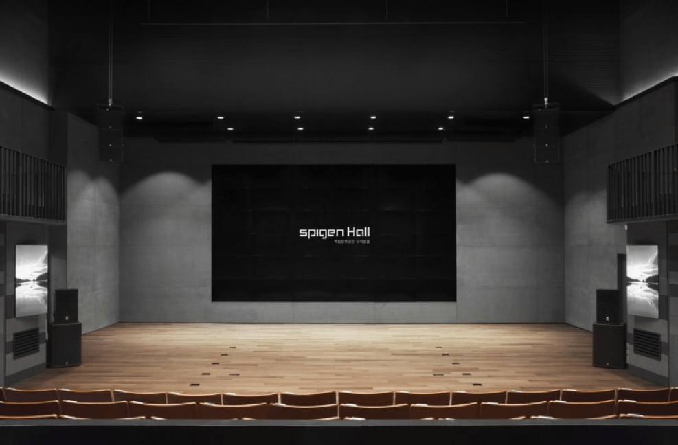 Start strong at Stable Future:

Spigen Hall opens for registration at 8:30 AM

We go live at 9:00 AM sharp

Fuel up with coffee, find your seat, and get ready to dive in!