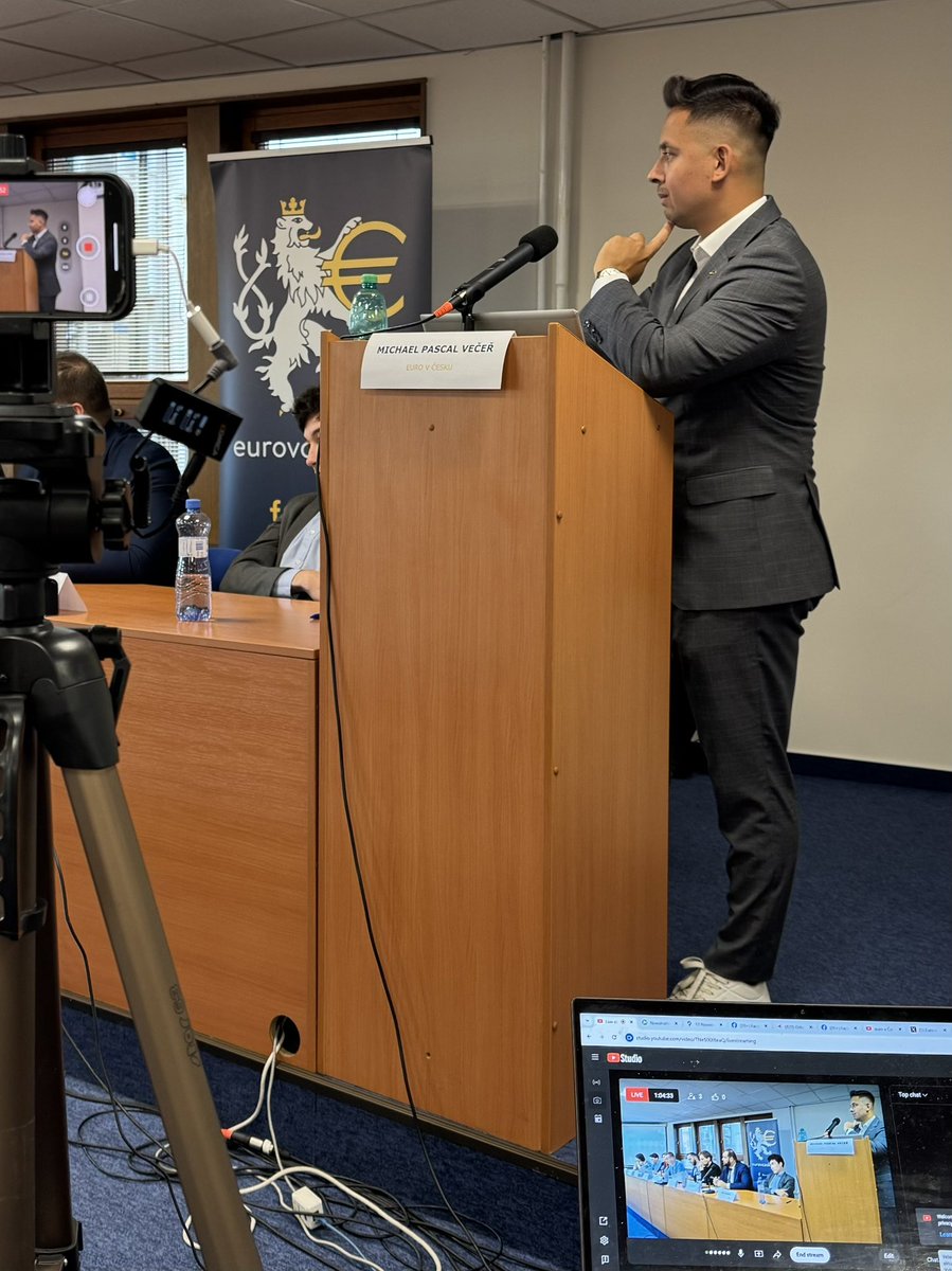 Michael Pascal Večeř 🇪🇺 🇨🇿 € tweet media