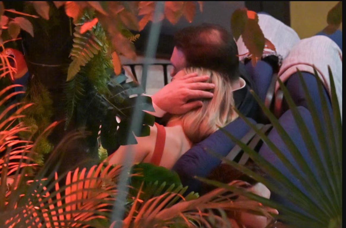 Magda ☢ tweet media