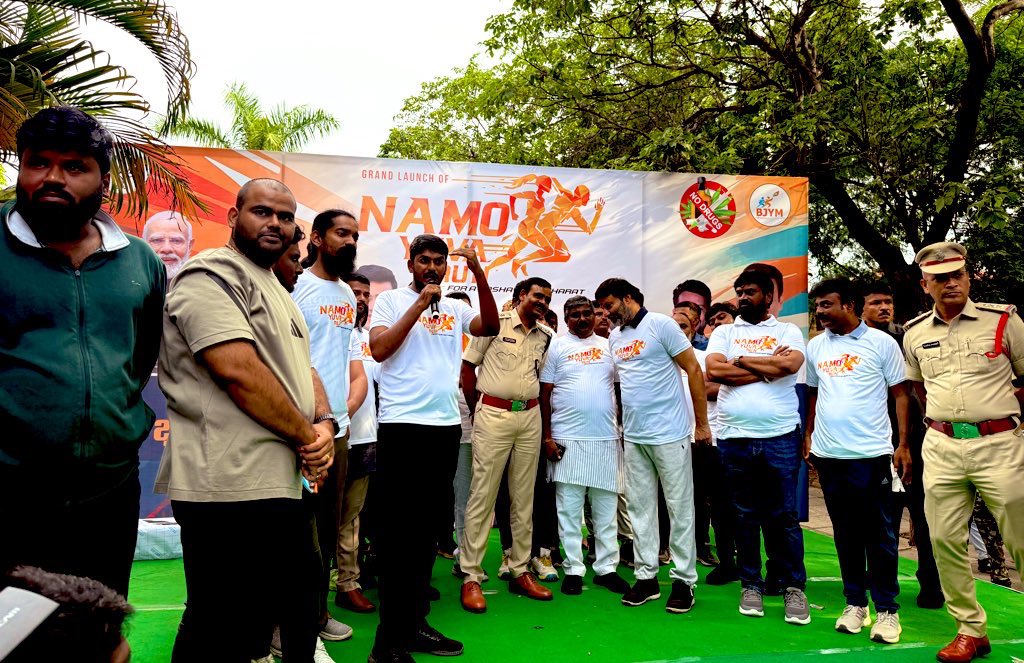 Tirupati 
Namo Yuva Run for Nasha Mukt Bharat  in Tirupati.

As the nation celebrates the 75th birthday of PM Shri Narendra Modi Ji, BJYM  has organized runs across the country to take a collective pledge for a Drug-Free India and a Fit India.

#NamoYuvaRun75
