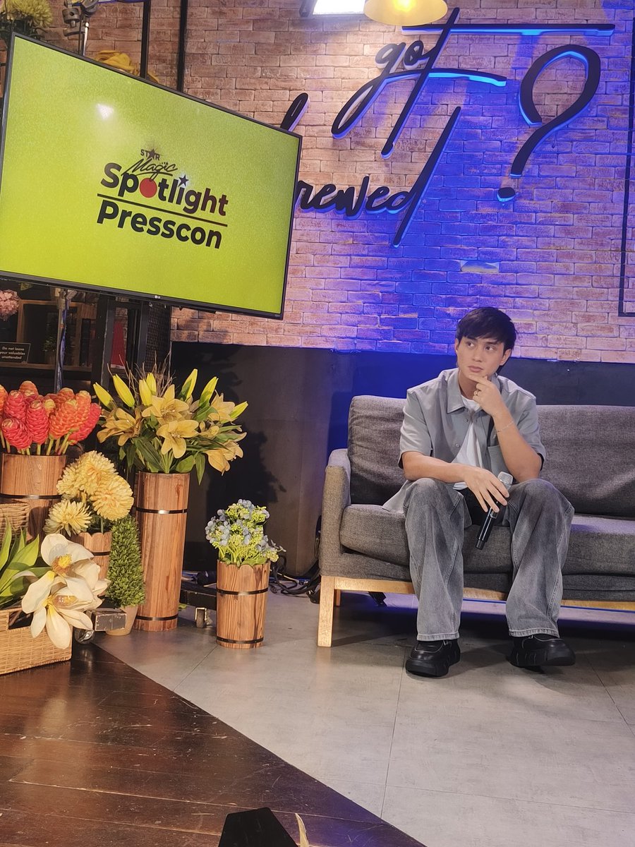 CertKap's tweet image. Happening now:
JMIBARRA ON SPOTLIGHT

#SpotlightPresscon #TatakStarMagic #StarMagic