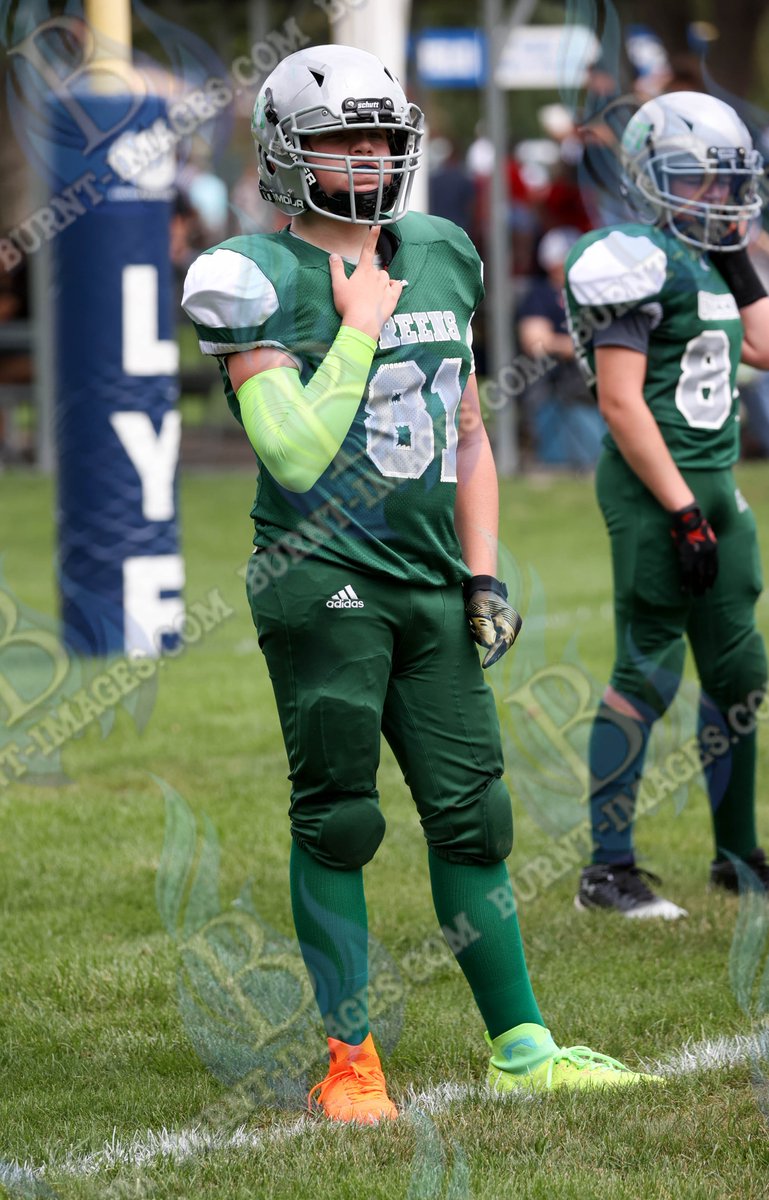Burntimagescom's tweet photo. Not every hero scores points — some protect the ones who do. 🏈💪
#81 Greens youth football league Class B offensive guard/defense for Greens Youth Football, is the silent strength behind every play.
#GreensYouthFootball #SilentStrength https://t.co/XAcopZmjbJ