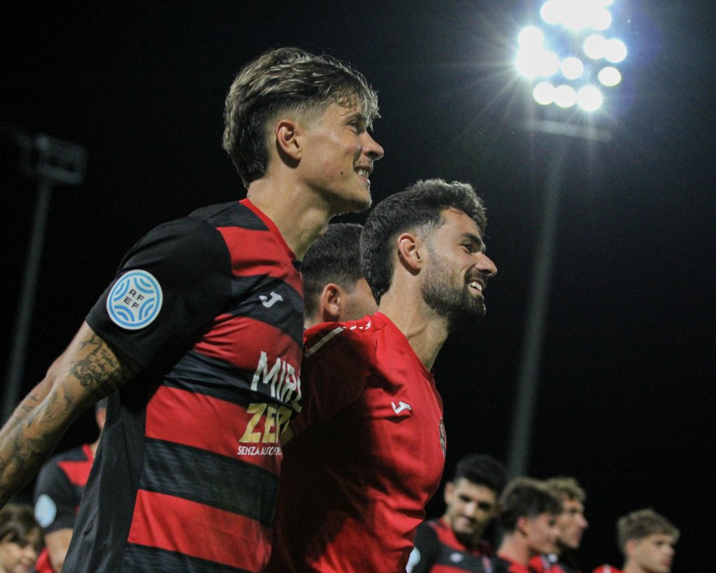 𝗠𝗢𝗟𝗧 𝗕𝗢𝗡 𝗗𝗜𝗟𝗟𝗨𝗡𝗦 𝗗𝗘 +𝟯, 𝗙𝗔𝗠𝗜𝗟𝗜𝗔 😁❤️🖤