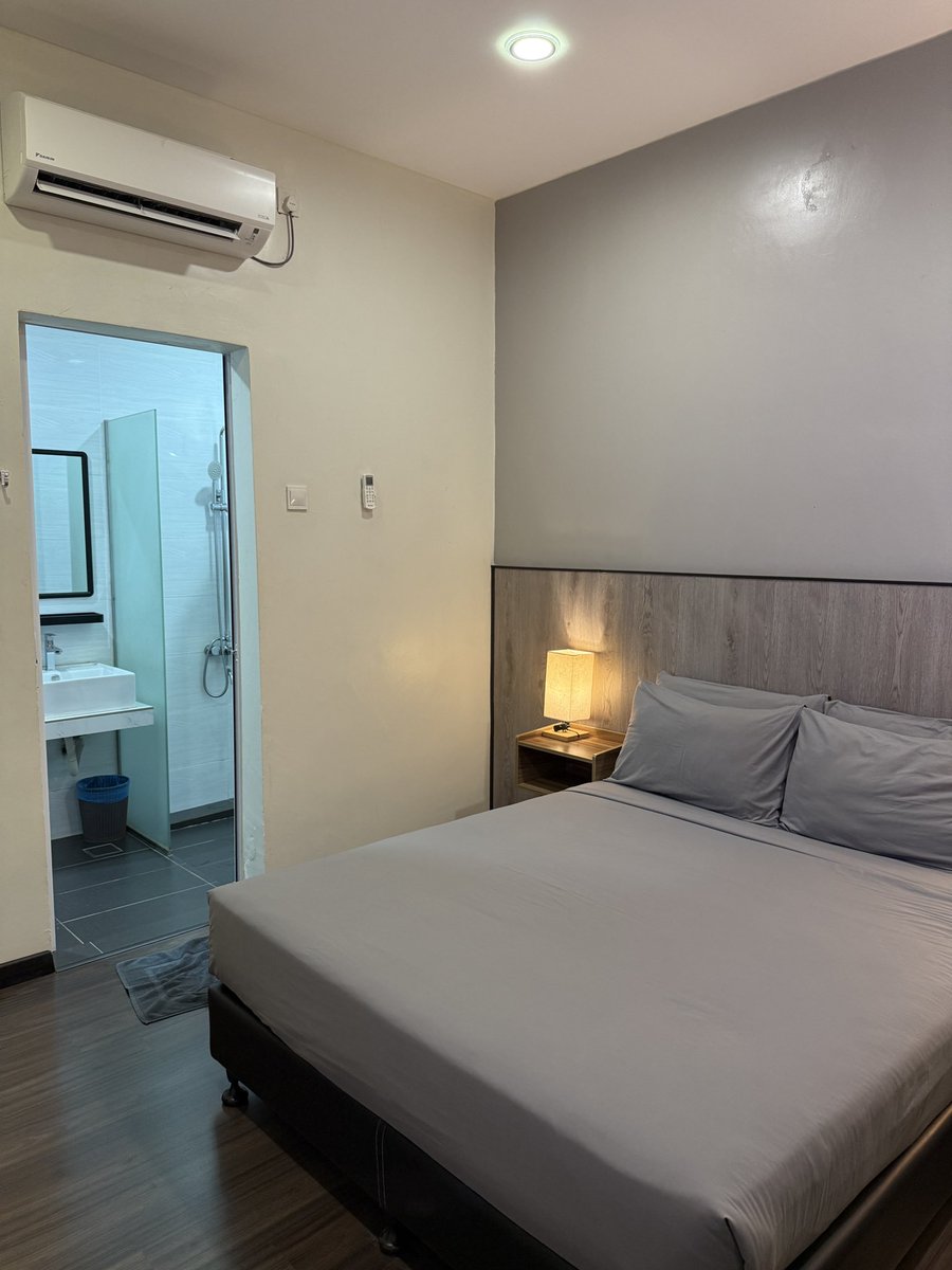 Roy~ tweet media