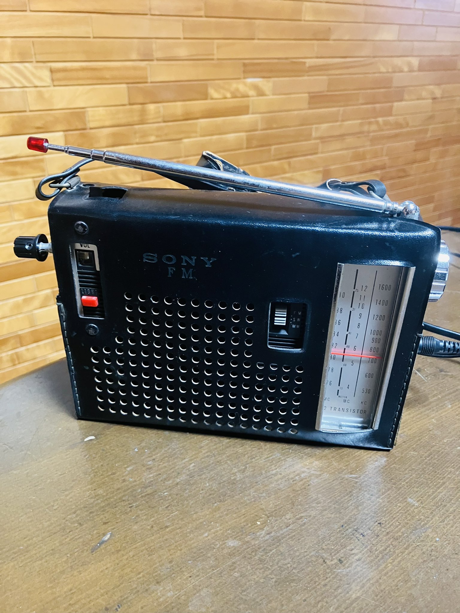 SONY レトロ　ラジオ　ジャンク　TFM-1000F 取扱説明書追加 SONY レトロ ラジオ ジャンク TFM-1000F 取扱説明書追加 TFM