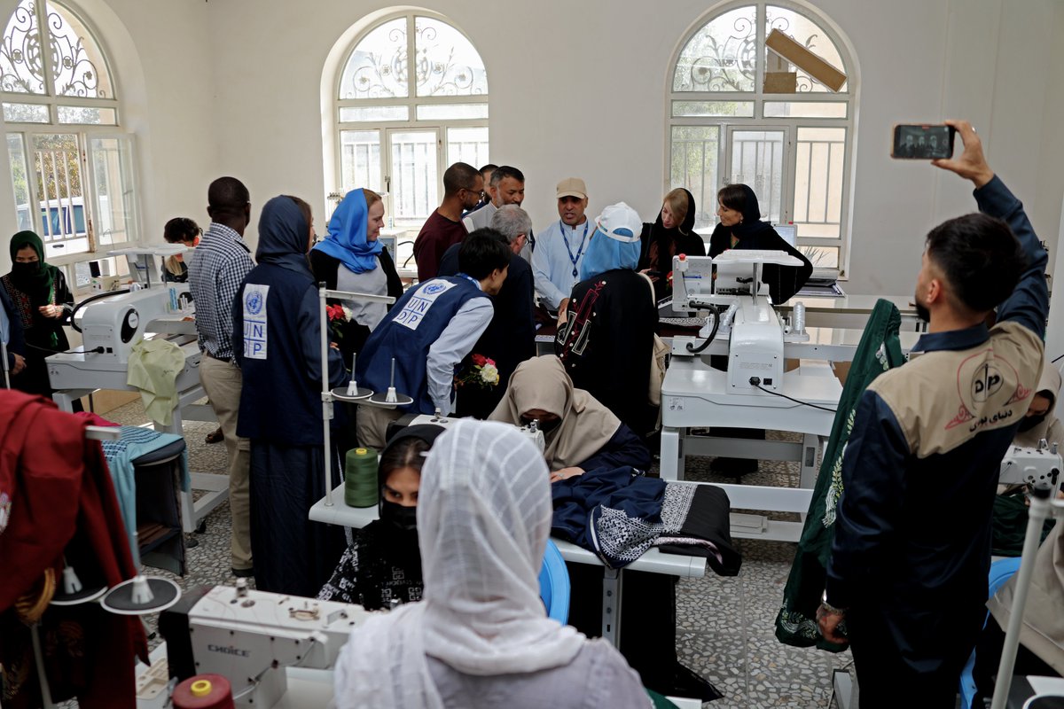 UNDPaf's tweet image. The @EUinAfghanistan Delegation &amp;amp; @UNDPaf visited Herat to meet women entrepreneurs &amp;amp; local businesses. From food processing to saffron &amp;amp; textiles, EU–UNDP support is helping enterprises grow, create jobs &amp;amp; strengthen livelihoods across western AFG. undp.org/afghanistan/ne…