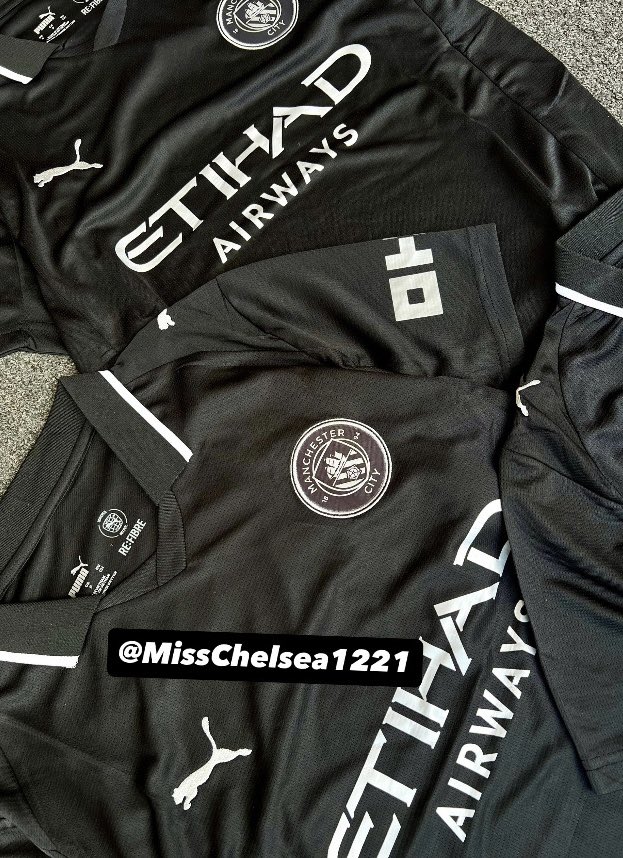 Naomba Mshow #Love kwa Repost🙏😍

👉Size S_______2XL
👉Bei   27,000/=

Wa.me/+255623346245
Au 0714336827

👉Duka lipo kariakoo.Pia tunatuma NCHI NZIMA