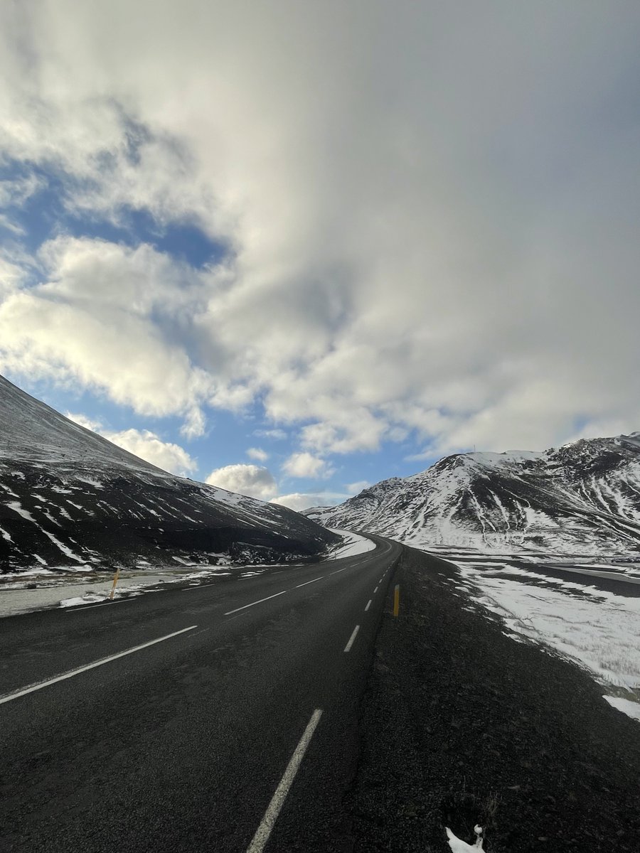 ヒッキー tweet media